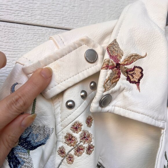 Blank NYC Floral Embroidered Silver Studded Zipper Moto Ivory Pleather Jacket - Picture 4 of 11